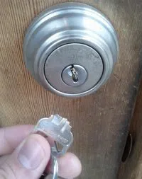 Pittsburgh-City-Locksmith Pittsburgh, PA 412-226-6531 - key-broke-in-lock